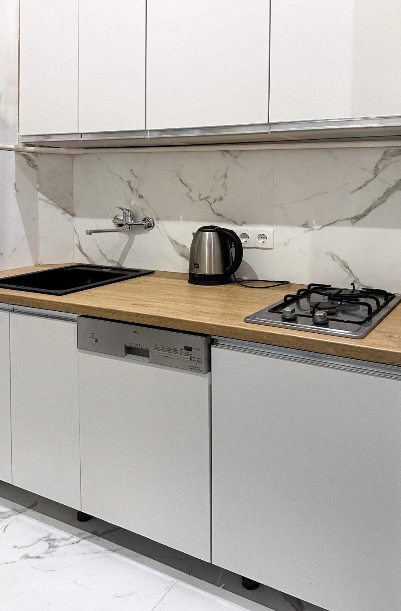 Teodora Square Apartments Площа Святого Теодора Lviv Exteriör bild