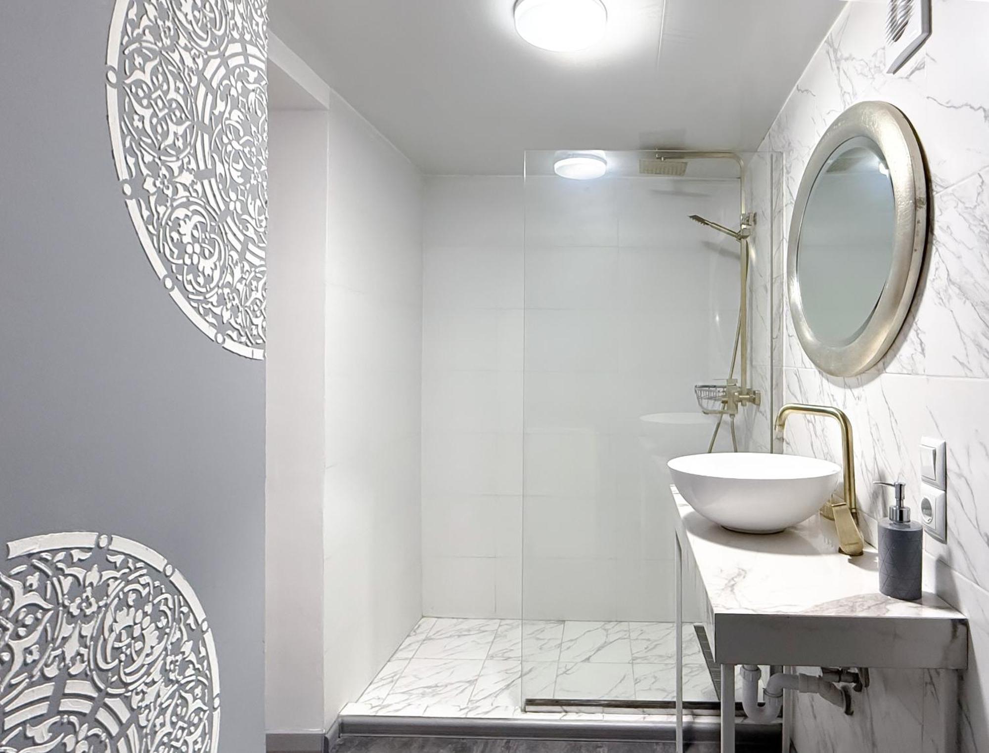 Teodora Square Apartments Площа Святого Теодора Lviv Exteriör bild